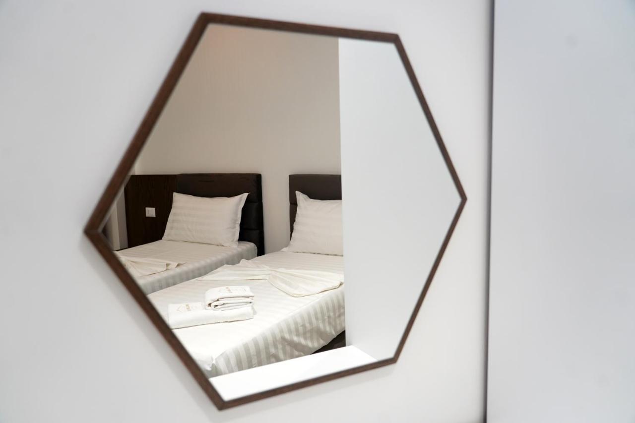 The Honeycomb Boutique Hotel Golem  Eksteriør bilde