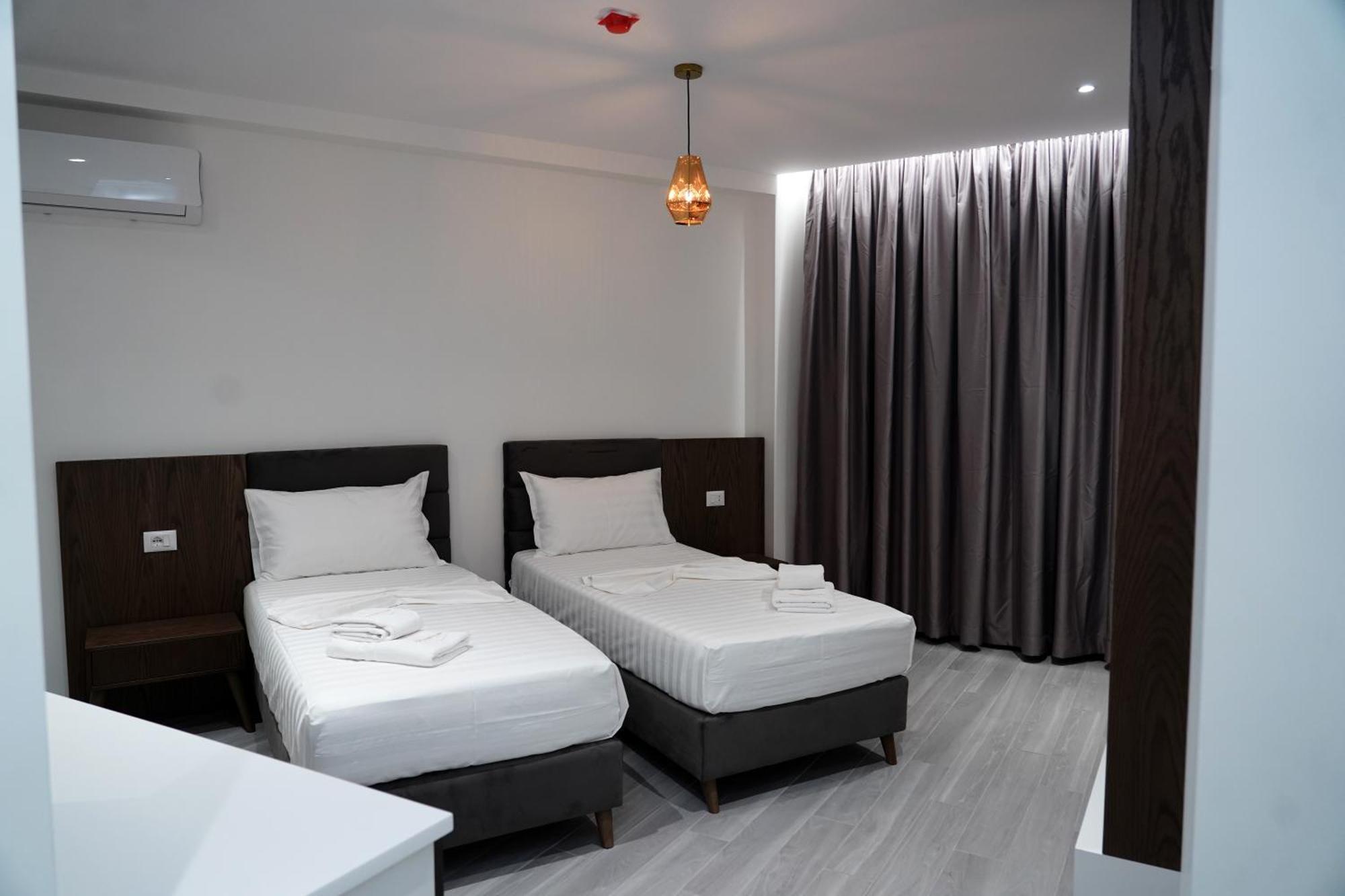 The Honeycomb Boutique Hotel Golem  Eksteriør bilde